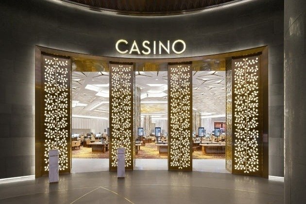 Bespoke metal screen entrance by NEXTOP at Dream Tower casino in South Korea